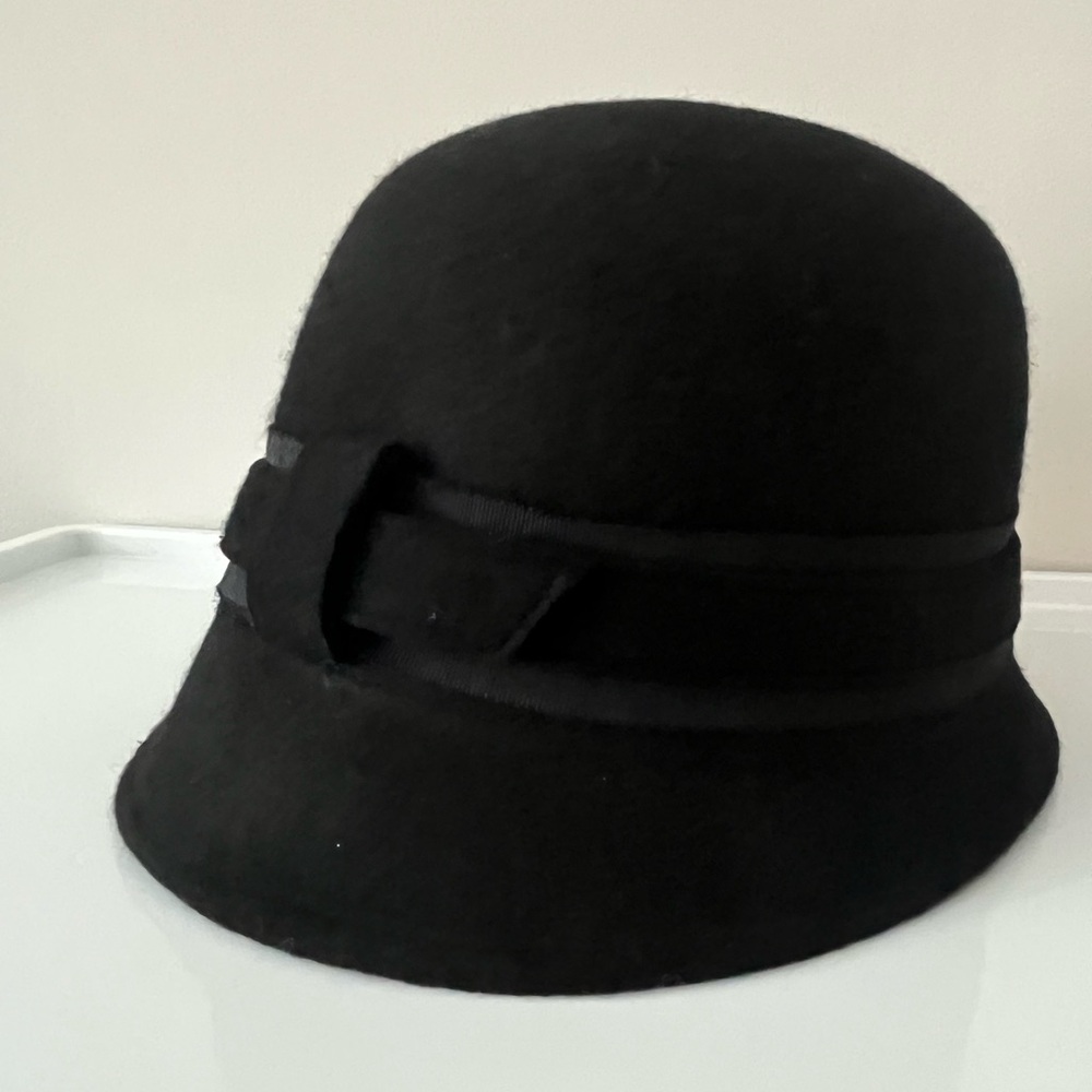 Banana Republic Black Wool Women's Hat